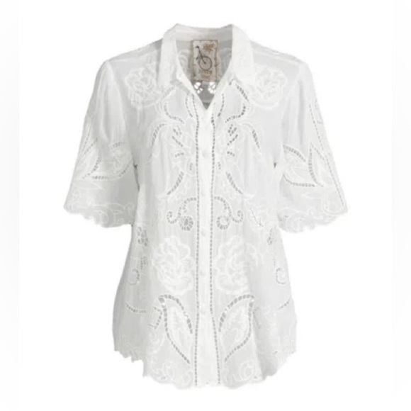 Johnny Was CHRYSSIE EMBROIDERED SHORT-SLEEVE
BLOUSE IN WHITE - Picture 1 of 9